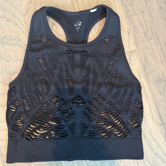 ALO Yoga Black Textured Sports Bra s gently worn no flaws - Picture 1 of 3